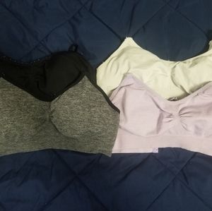 4 Nursing Bras